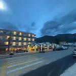 Sunrise Apartahotel Ipsos