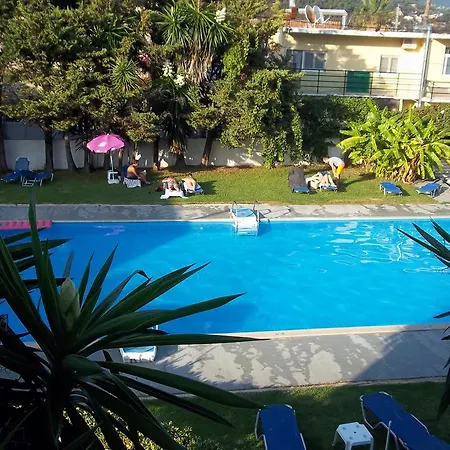 Sunrise Aparthotel 3*