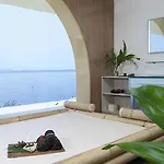 Sunrise Aparthotel 3*