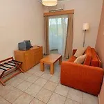 Sunrise Aparthotel 3*