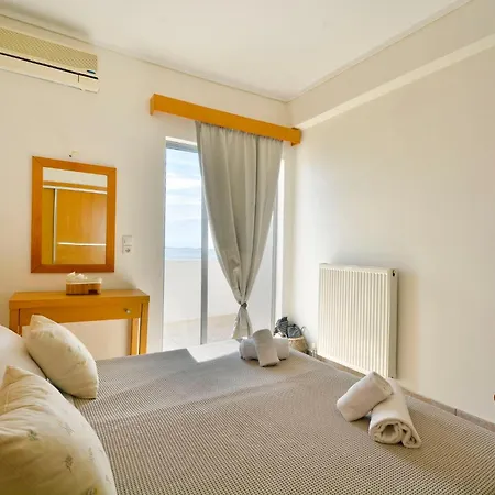 Sunrise Aparthotel 3*