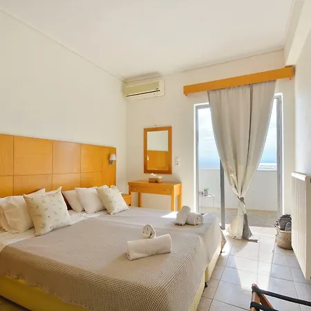 Sunrise Aparthotel 3*