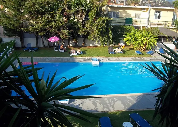 Sunrise Apartmanhotel 3*