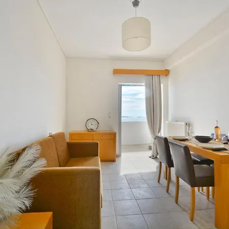 Sunrise Apartahotel Ipsos