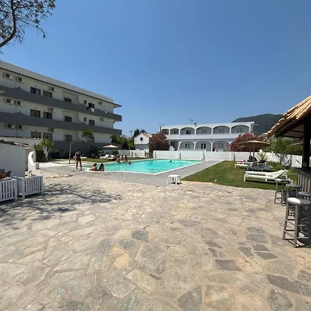 Sunrise Apartahotel Ipsos